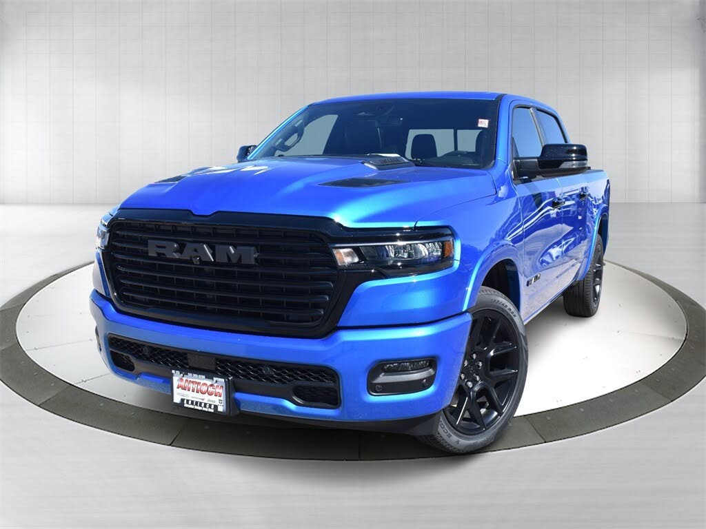 2026 RAM 1500 Laramie Crew Cab 4WD