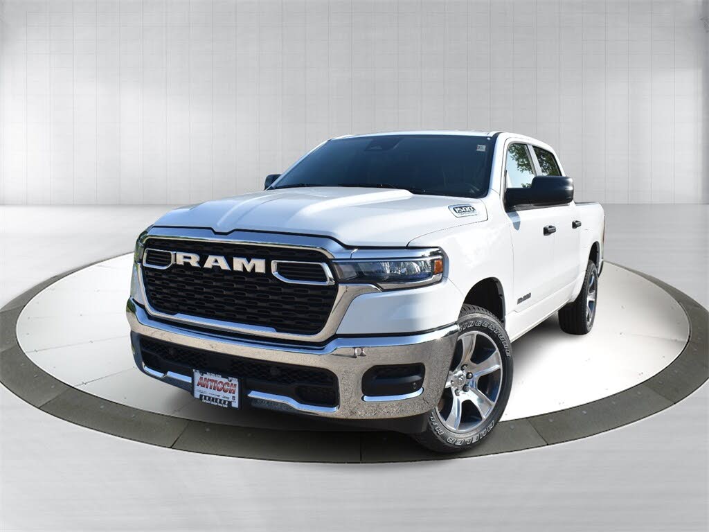 2026 RAM 1500 Tradesman Crew Cab 4WD