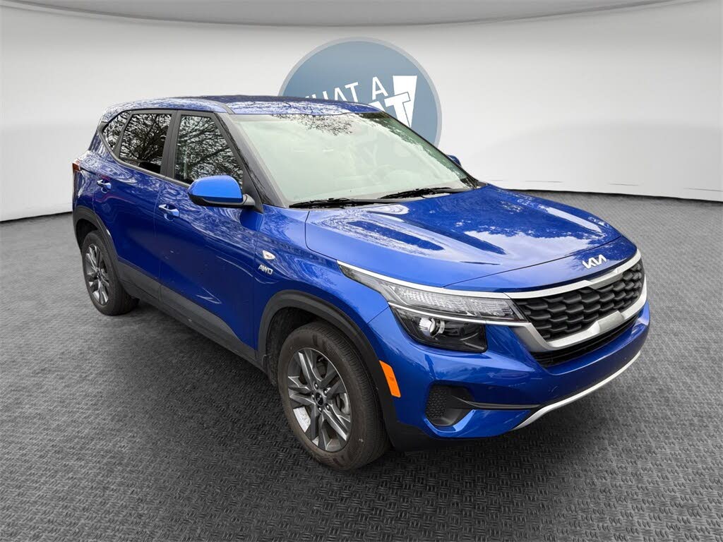 2023 Kia Seltos LX AWD