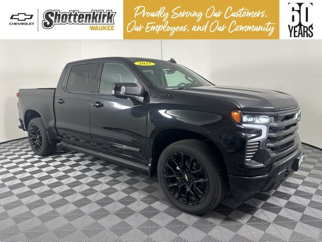 2025 Chevrolet Silverado 1500 High Country Crew Cab 4WD