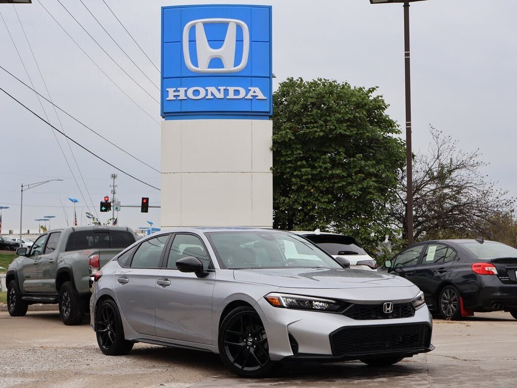 2025 Honda Civic Hatchback Sport FWD