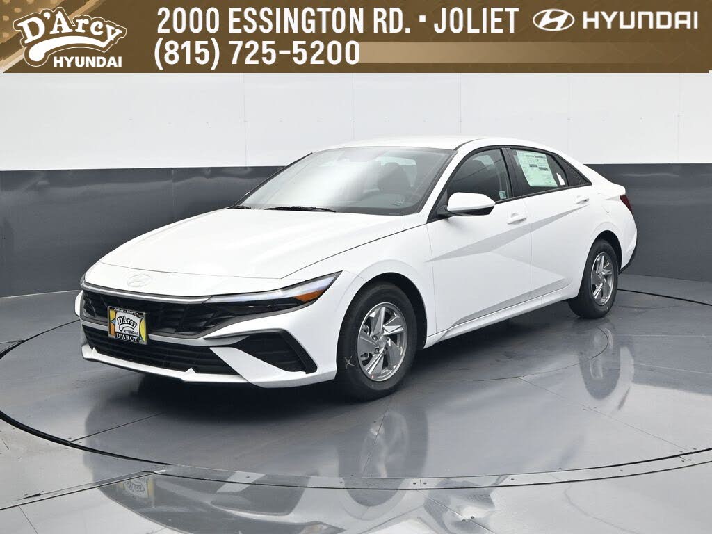 2025 Hyundai Elantra SE FWD