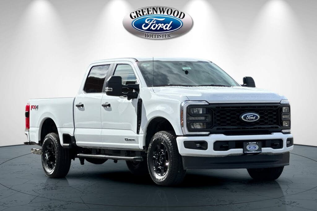 2026 Ford F-350 Super Duty XL Crew Cab 4WD