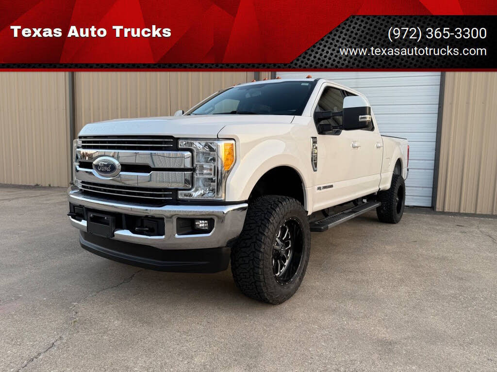 2017 Ford F-350 Super Duty Lariat Crew Cab 4WD