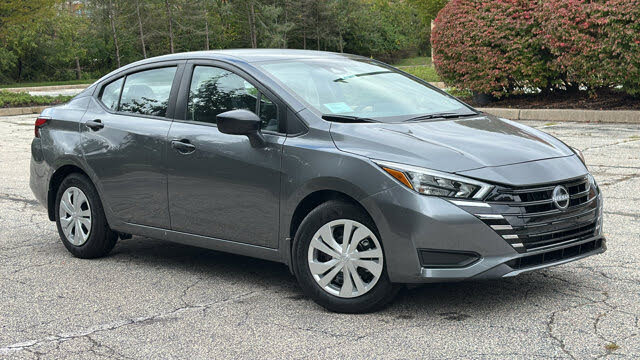 2025 Nissan Versa S FWD