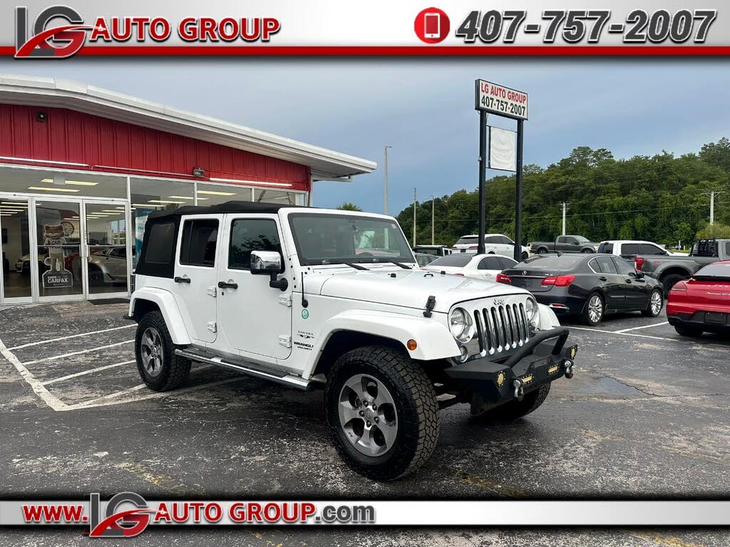 2016 Jeep Wrangler Unlimited Sahara 4WD