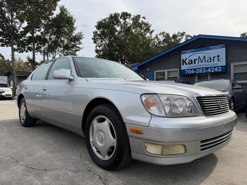 2000 Lexus LS 400 RWD
