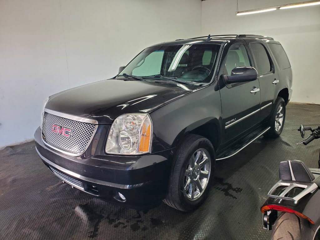 2011 GMC Yukon Denali AWD