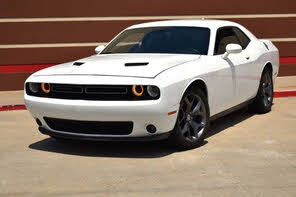 Dodge Challenger SXT RWD