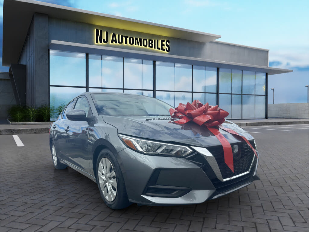 2022 Nissan Sentra S FWD