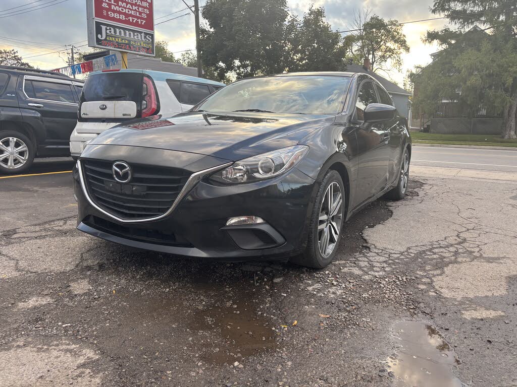 2016 Mazda MAZDA3 i Sport