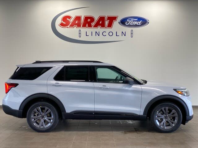 2026 Ford Explorer Active AWD