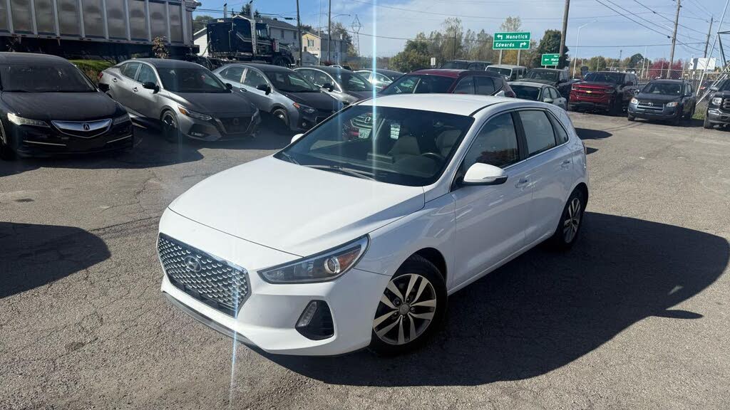 Hyundai Elantra GT GL FWD 2018