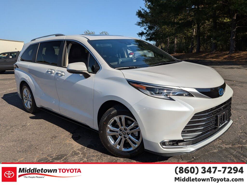 2023 Toyota Sienna Platinum 7-Passenger AWD