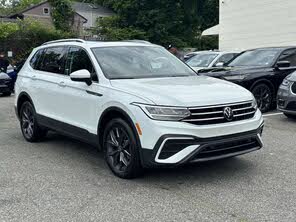 Volkswagen Tiguan SE FWD