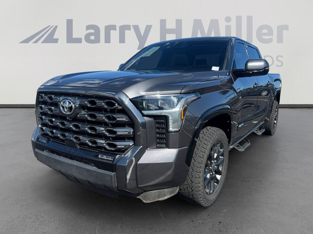 2023 Toyota Tundra Platinum CrewMax Cab 4WD