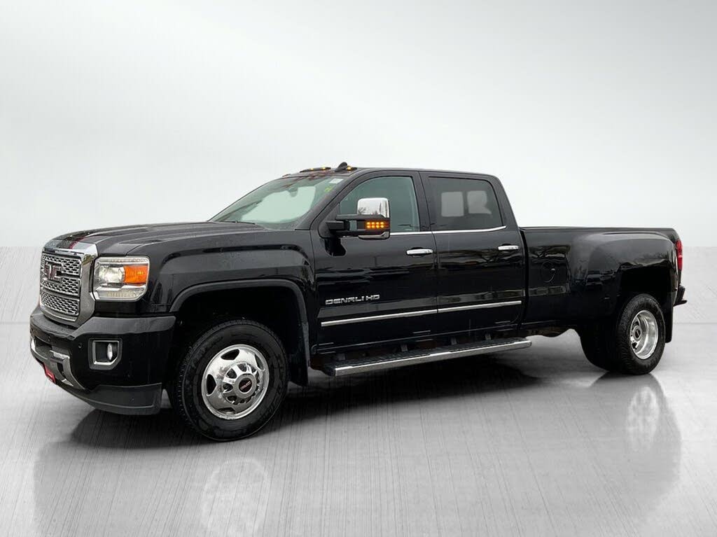 2019 GMC Sierra 3500HD Denali Crew Cab LB DRW 4WD