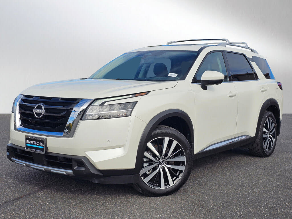 2024 Nissan Pathfinder Platinum 4WD