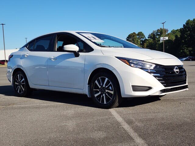 2025 Nissan Versa SV FWD