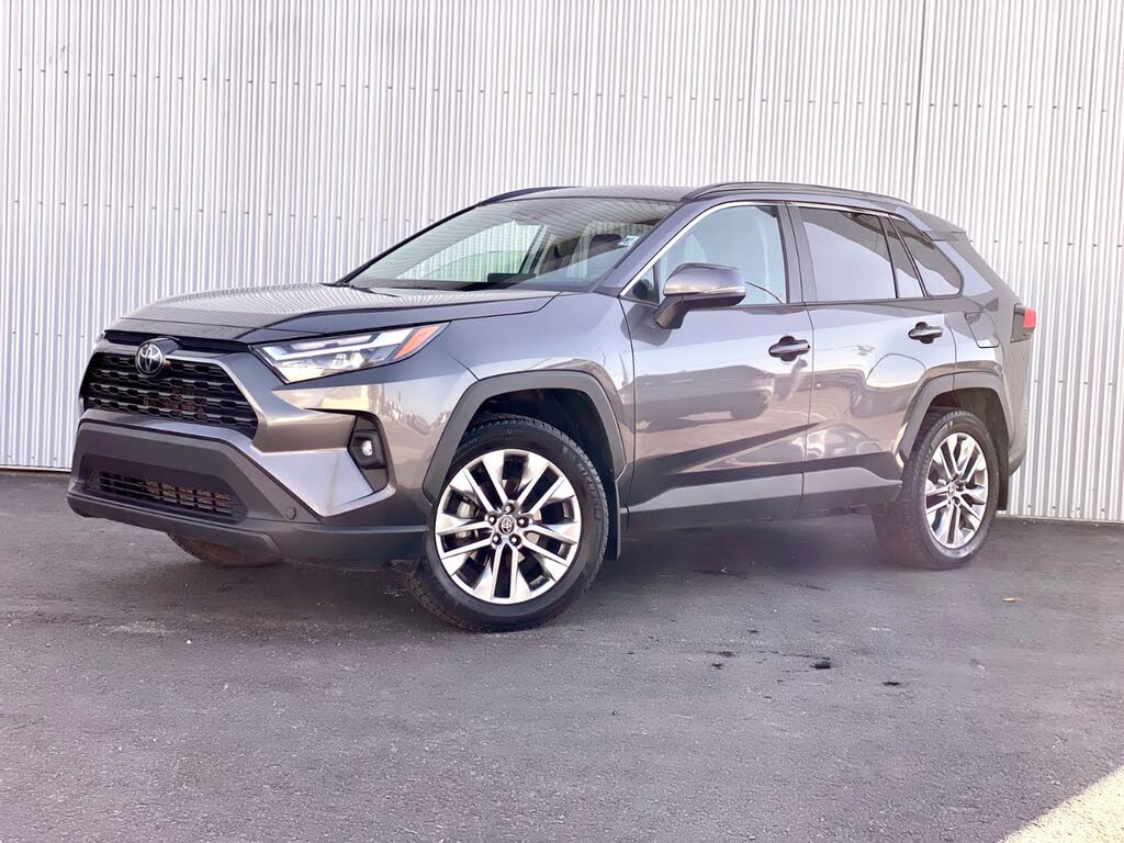 2022 Toyota RAV4 XLE AWD