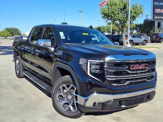2026 GMC Sierra 1500 SLT Crew Cab 4WD