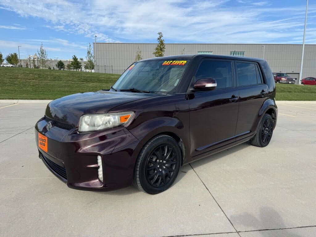 2014 Scion xB Base