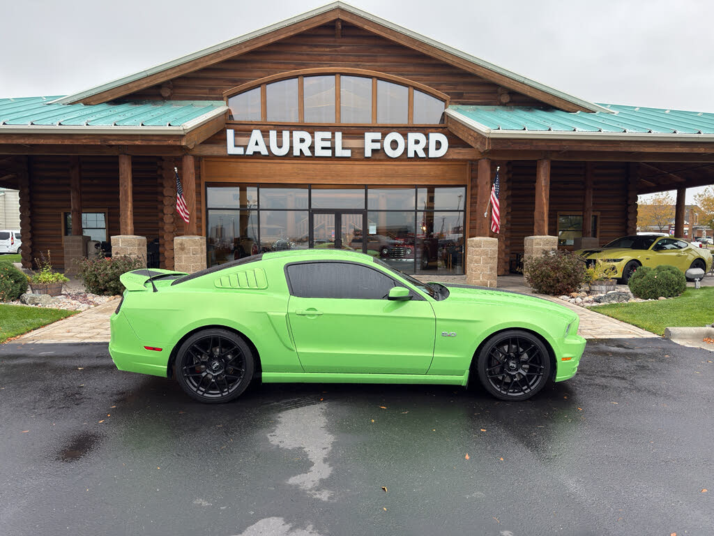 2014 Ford Mustang GT Premium Coupe RWD