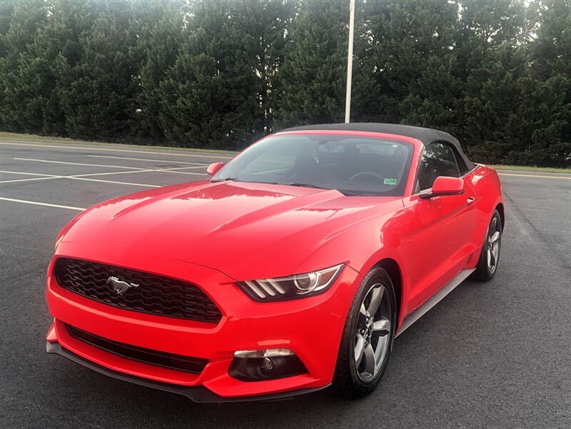 2015 Ford Mustang V6 Convertible RWD