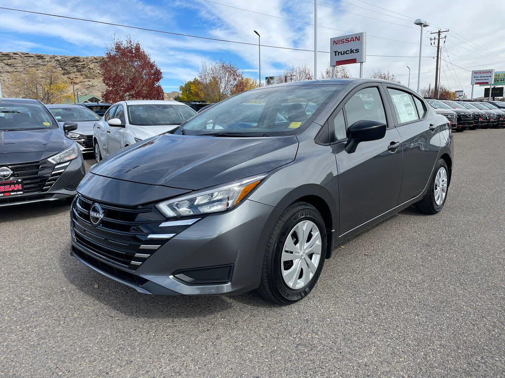 2025 Nissan Versa S FWD