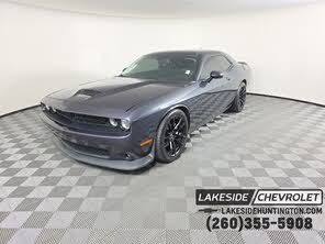 Dodge Challenger R/T Scat Pack RWD