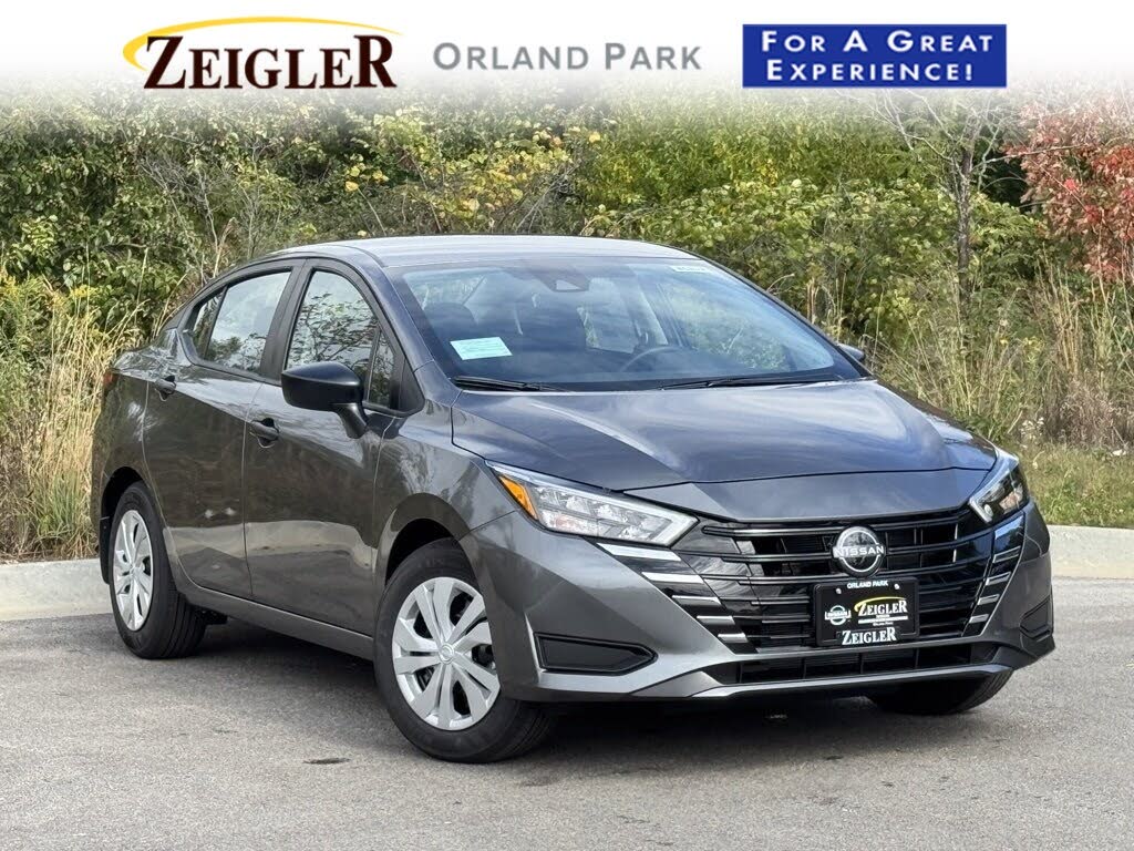 2025 Nissan Versa S FWD