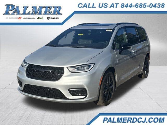 2026 Chrysler Pacifica Limited FWD