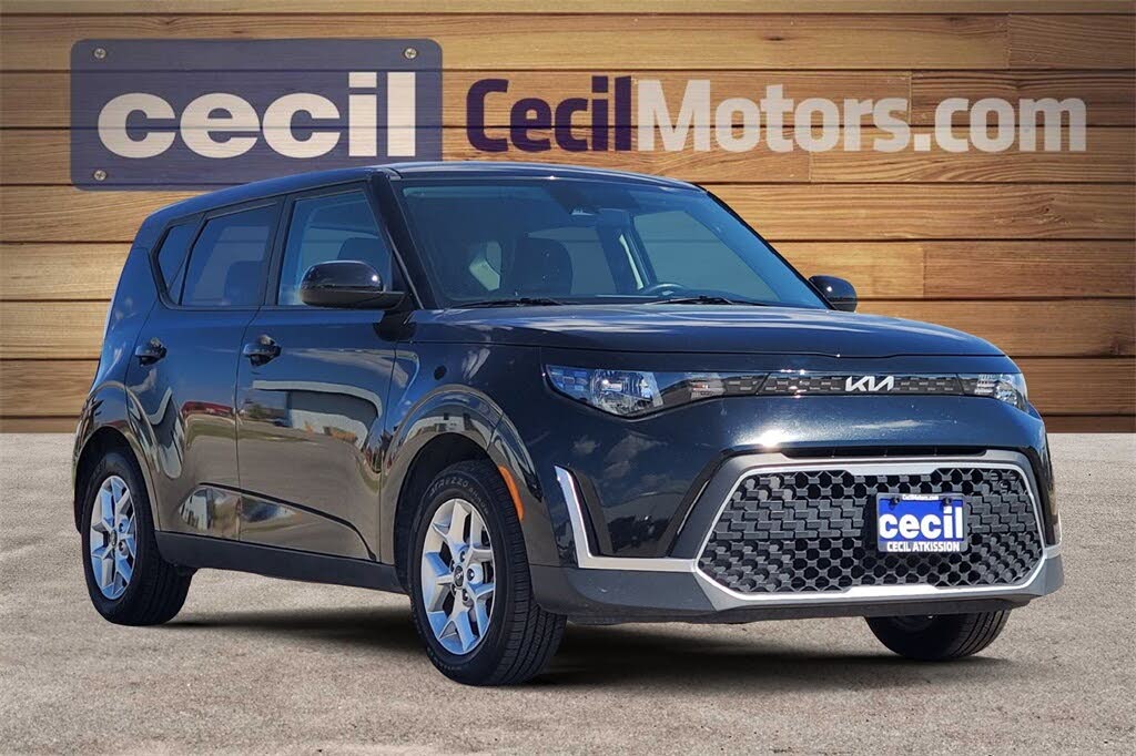 2023 Kia Soul LX FWD