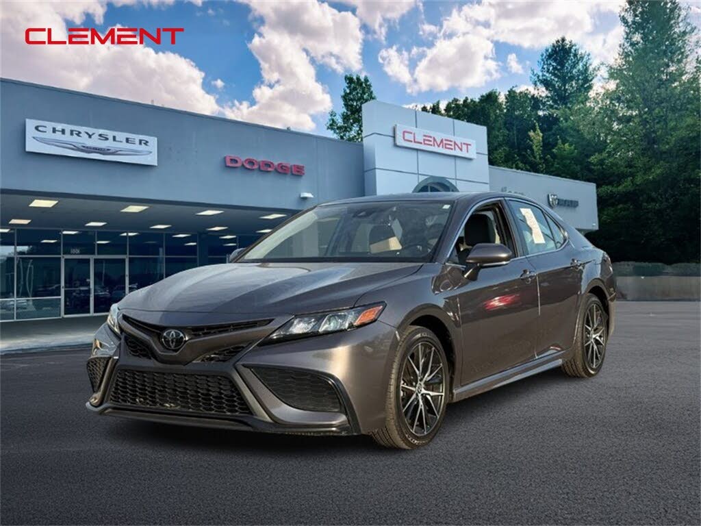 2023 Toyota Camry SE FWD