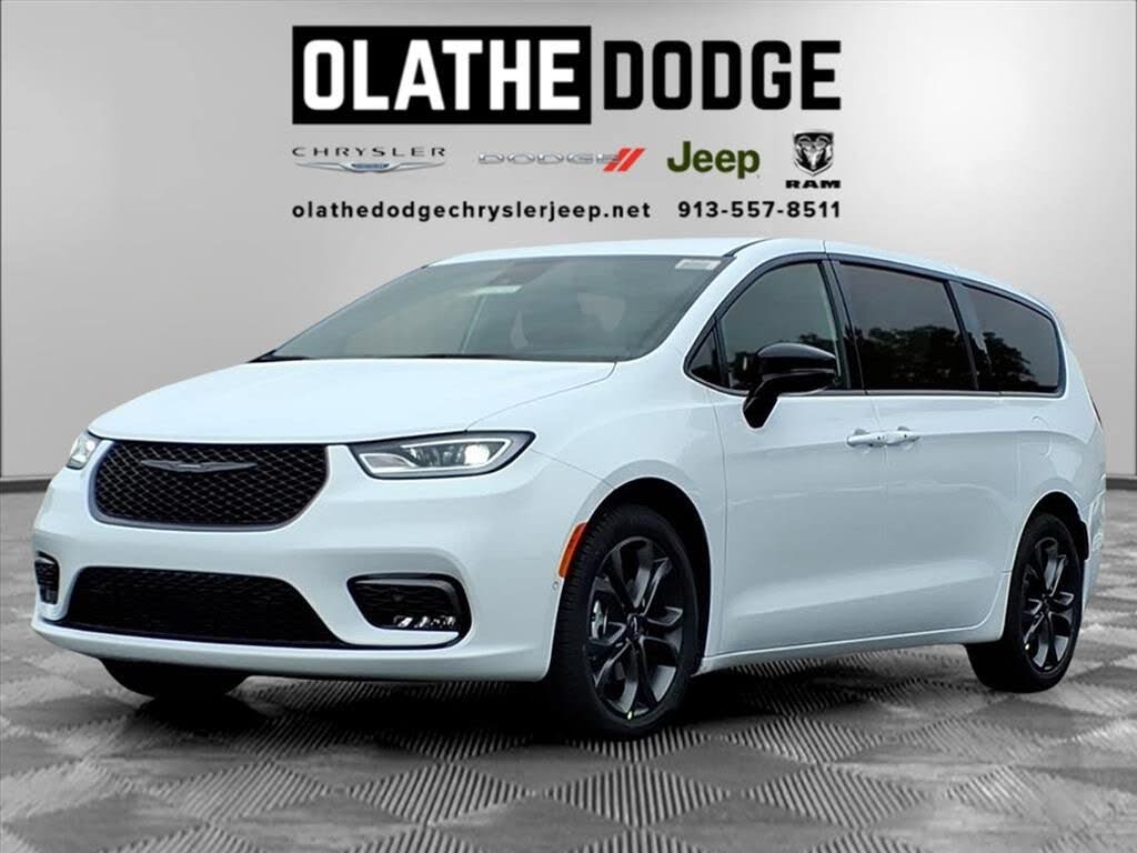 2026 Chrysler Pacifica Select FWD