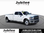 RAM 3500 Laramie Crew Cab LB DRW RWD