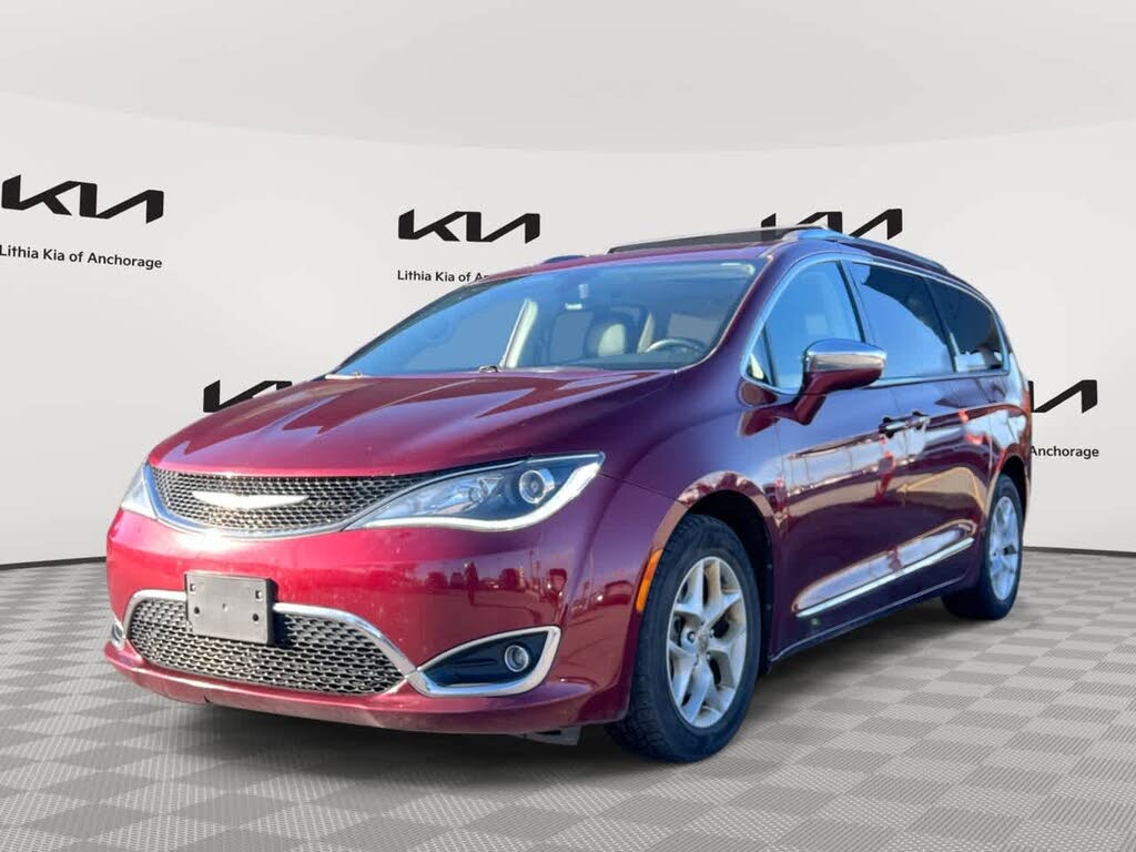 2020 Chrysler Pacifica Limited FWD