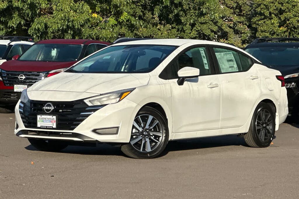 2025 Nissan Versa SV FWD