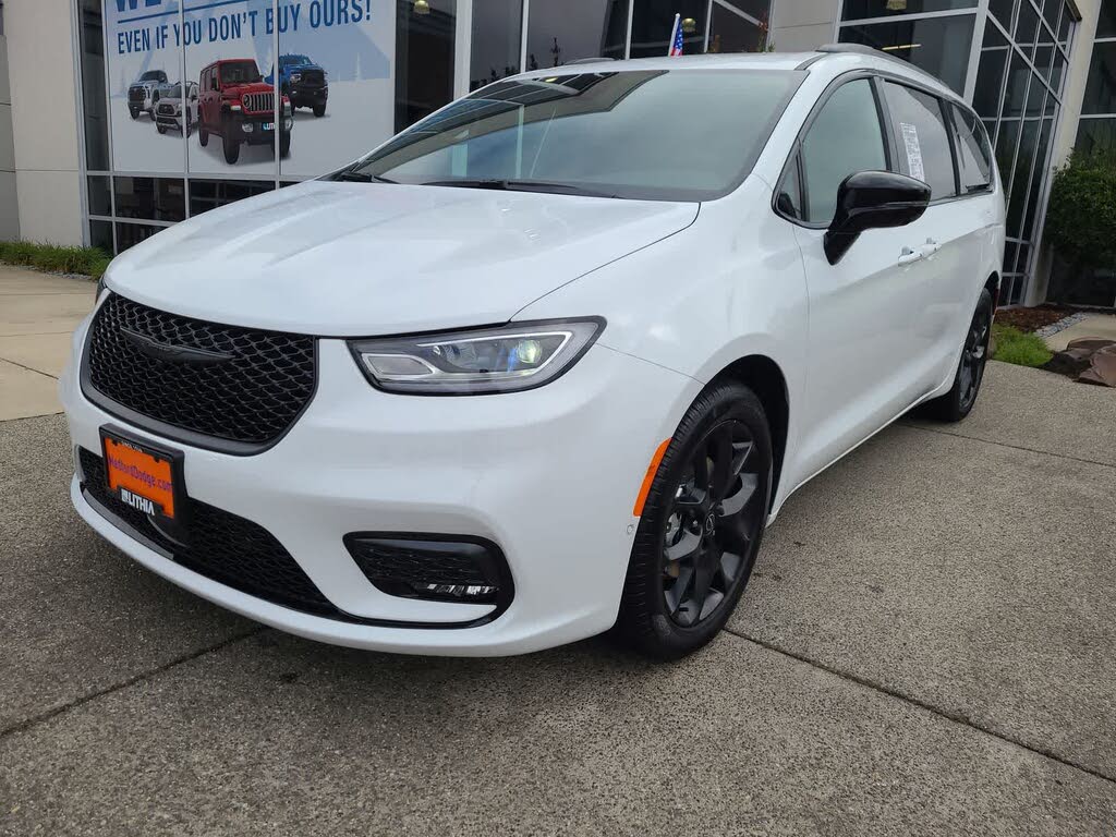 2026 Chrysler Pacifica Select FWD