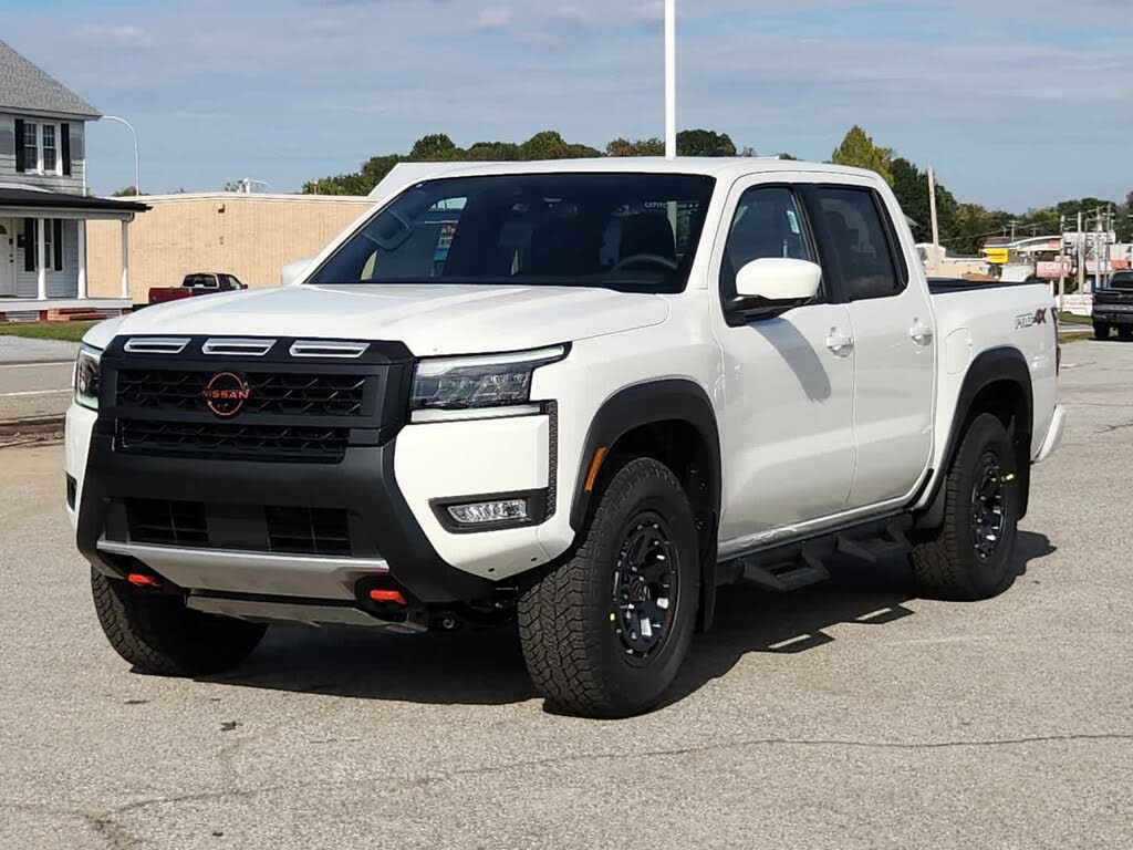 2026 Nissan Frontier PRO-4X Crew Cab 4WD