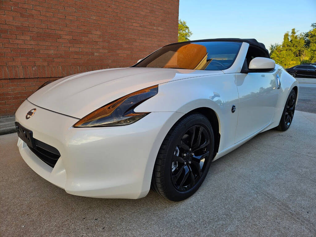 2010 Nissan 370Z Touring Roadster