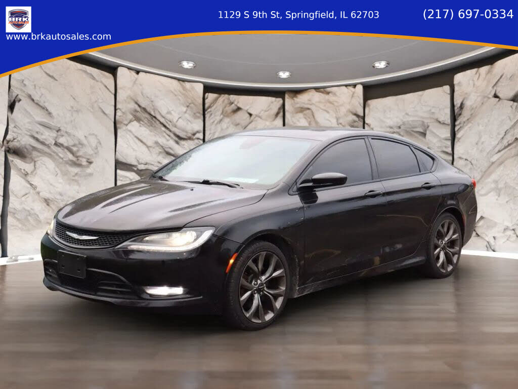 2015 Chrysler 200 S Sedan FWD