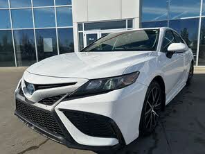 Toyota Camry Hybrid SE FWD