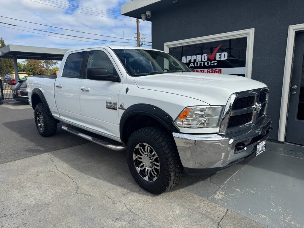 2016 RAM 2500 SLT Crew Cab 4WD