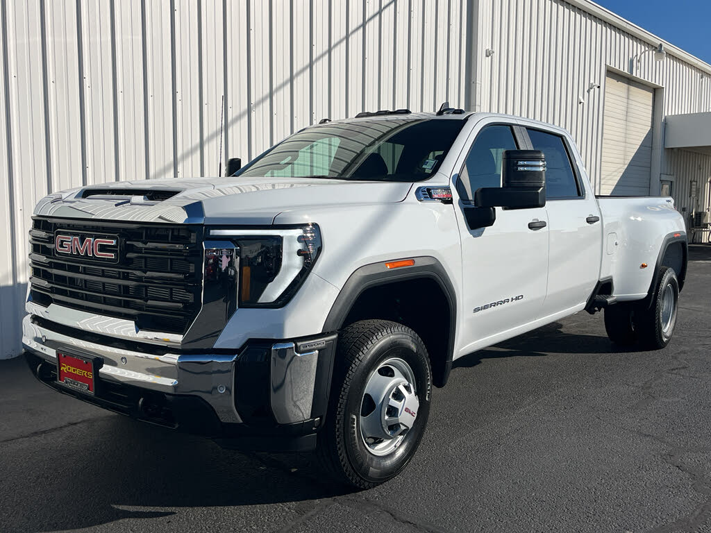 2026 GMC Sierra 3500HD Pro Crew Cab 4WD