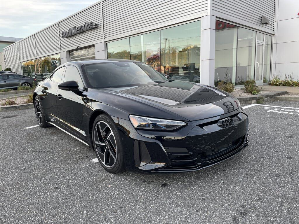 2023 Audi RS e-tron GT quattro AWD