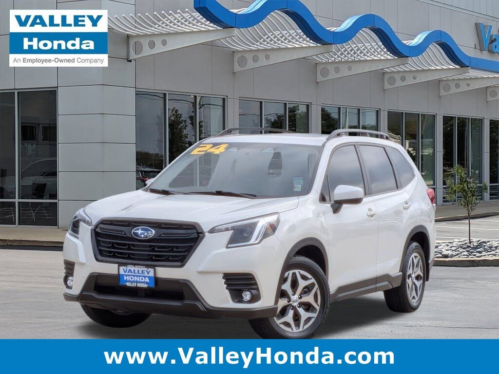 2024 Subaru Forester Premium Crossover AWD
