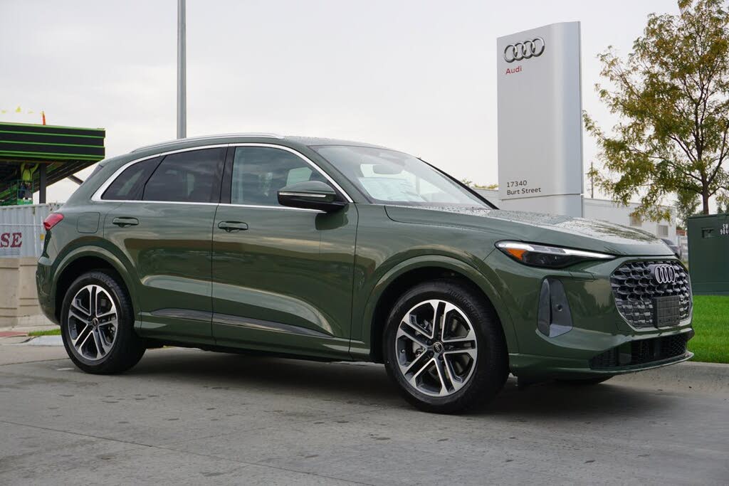 2025 Audi Q5 quattro Prestige 40 TFSI