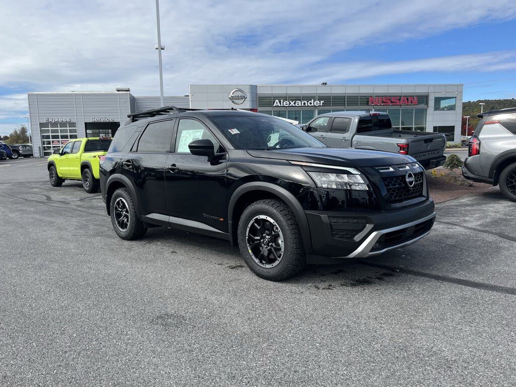 2025 Nissan Pathfinder Rock Creek 4WD