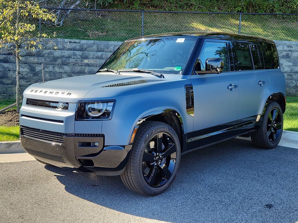2026 Land Rover Defender 110 P500 X-Dynamic SE AWD
